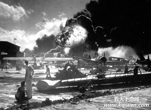 ��¼��ս����ս��͵Ϯ�����