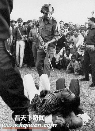 ͸�ھ�ͷ����ս���н�����ǹɱ�������˲��(��ͼ)